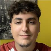 Estudiante de física en la universidad complutense imparte clases de dicha materia para alumnos de instituto